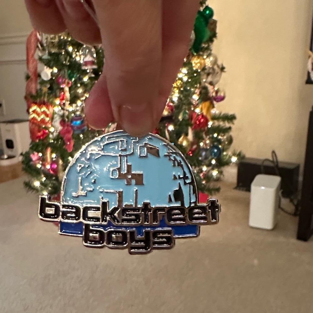 Backstreet Boys Enamel Ornament “Into The Millennium” Sphere Las Vegas Residency - Picture 5 of 7